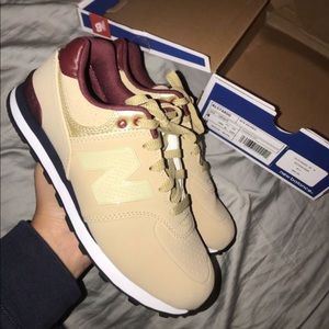 New balance shoes